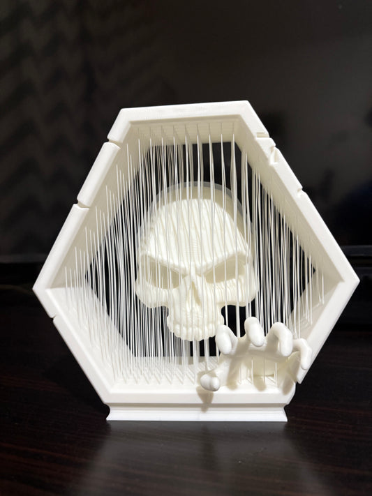 Halloween Skull & Hand 3D Illusion Decor – Spooky Table Display Party Tabletop